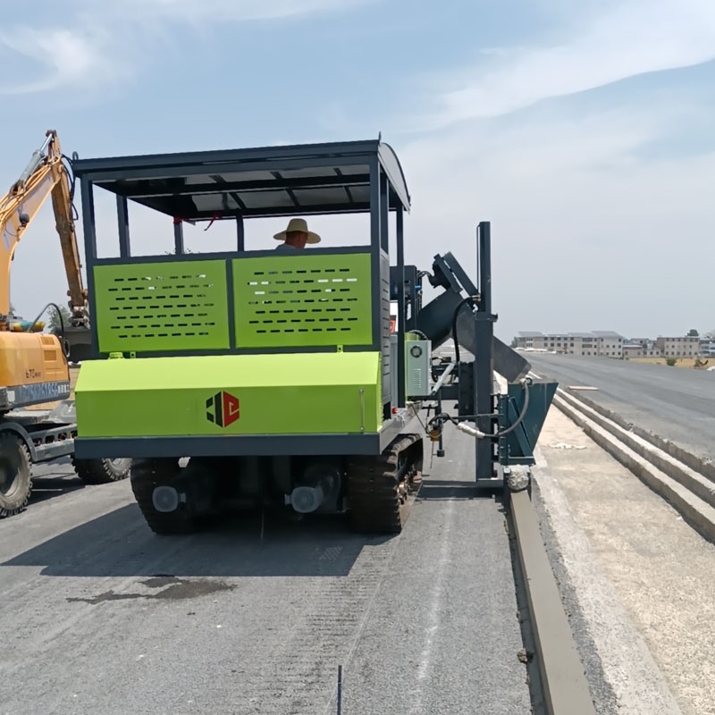 裝車視頻,爬梯車輕松上去